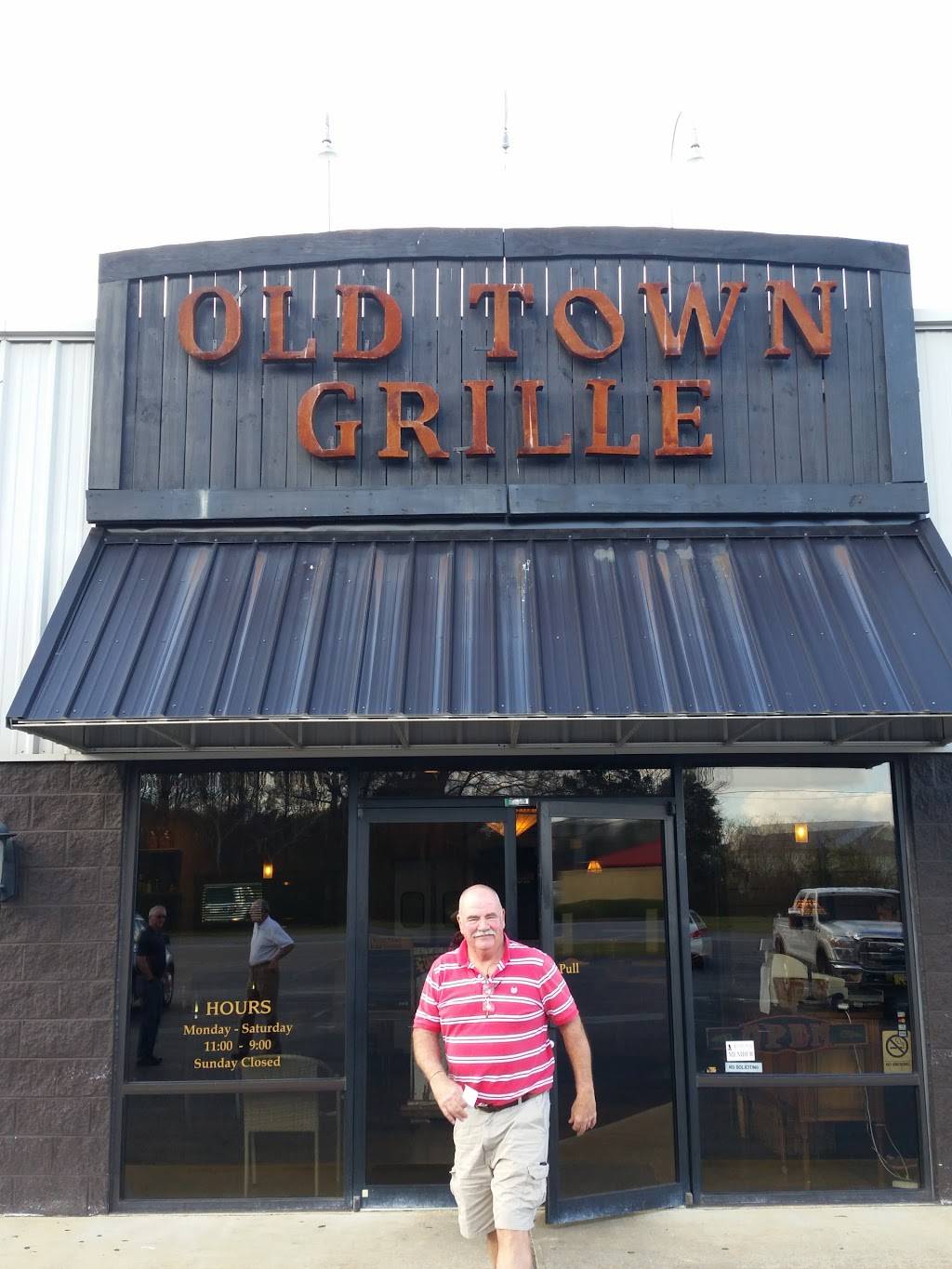 Old Town Grille | restaurant | 50 River Run Rd, Childersburg, AL 35044, USA | 2563785022 OR +1 256-378-5022