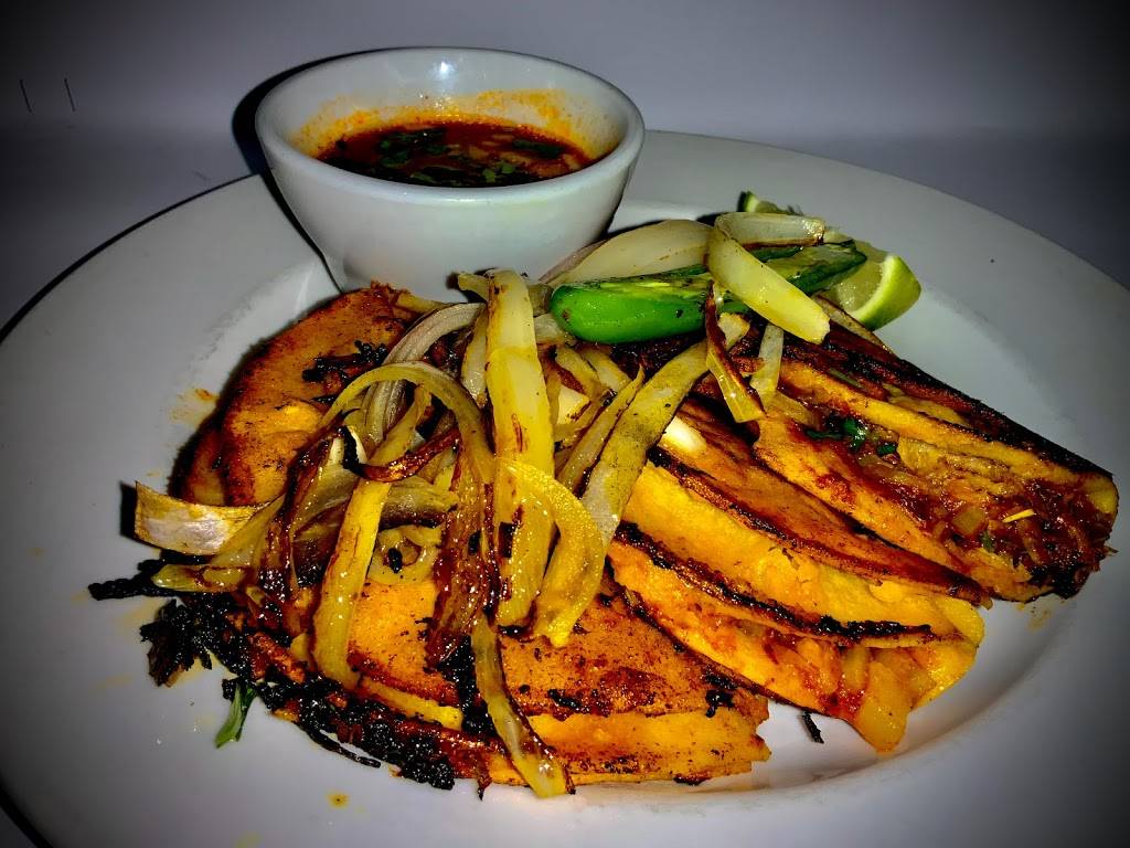 916 Mexican Restaurant & Sports Bar | restaurant | 7042 Folsom Blvd, Sacramento, CA 95826, USA | 9164763276 OR +1 916-476-3276