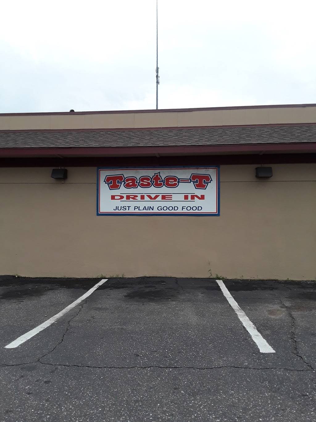 Taste-T-Drive-In | restaurant | 322 E Marion St, Shelby, NC 28150, USA | 7044823936 OR +1 704-482-3936