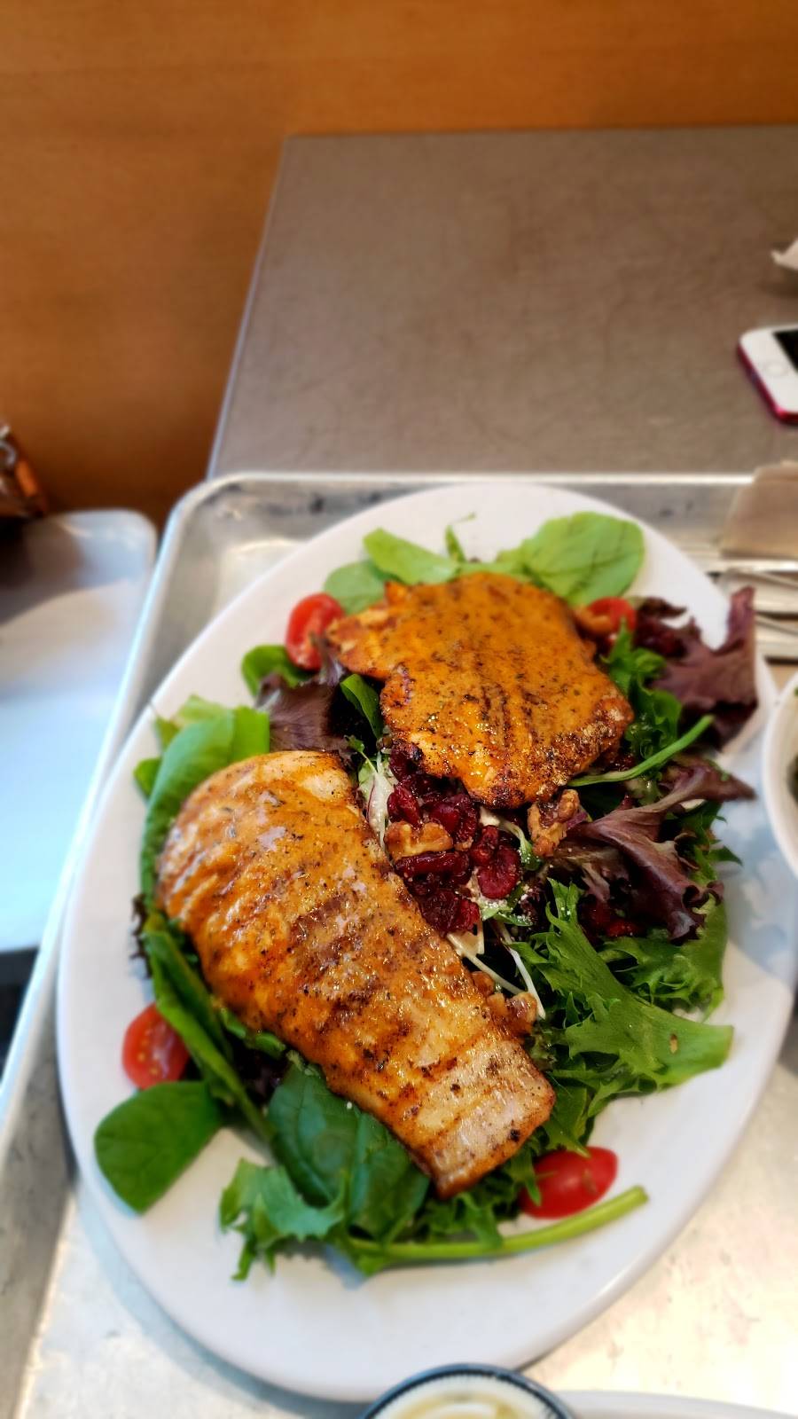 California Fish Grill | restaurant | 10569 Valley View St, Cypress, CA 90630, USA | 7142520001 OR +1 714-252-0001