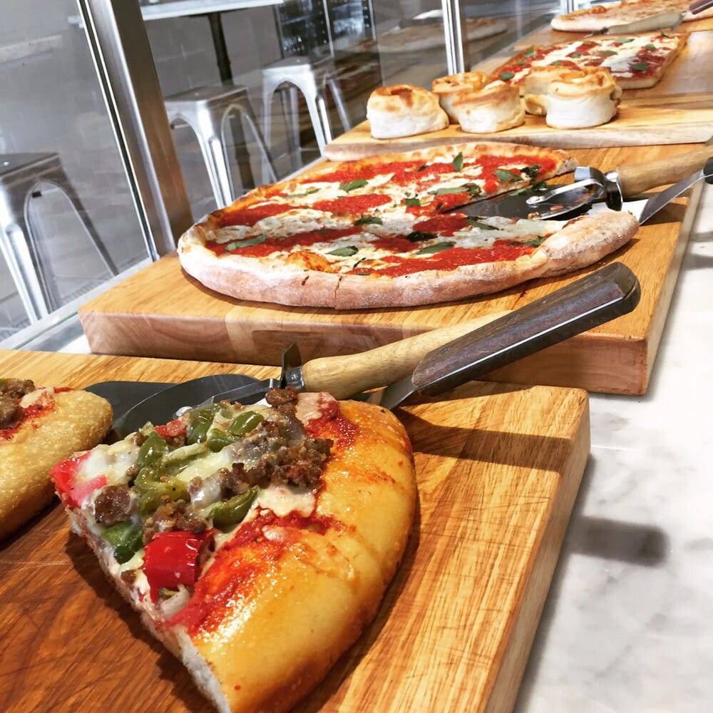 tallucis pizzeria | restaurant | 1249 Melville Rd, Farmingdale, NY 11735, USA | 6313909684 OR +1 631-390-9684