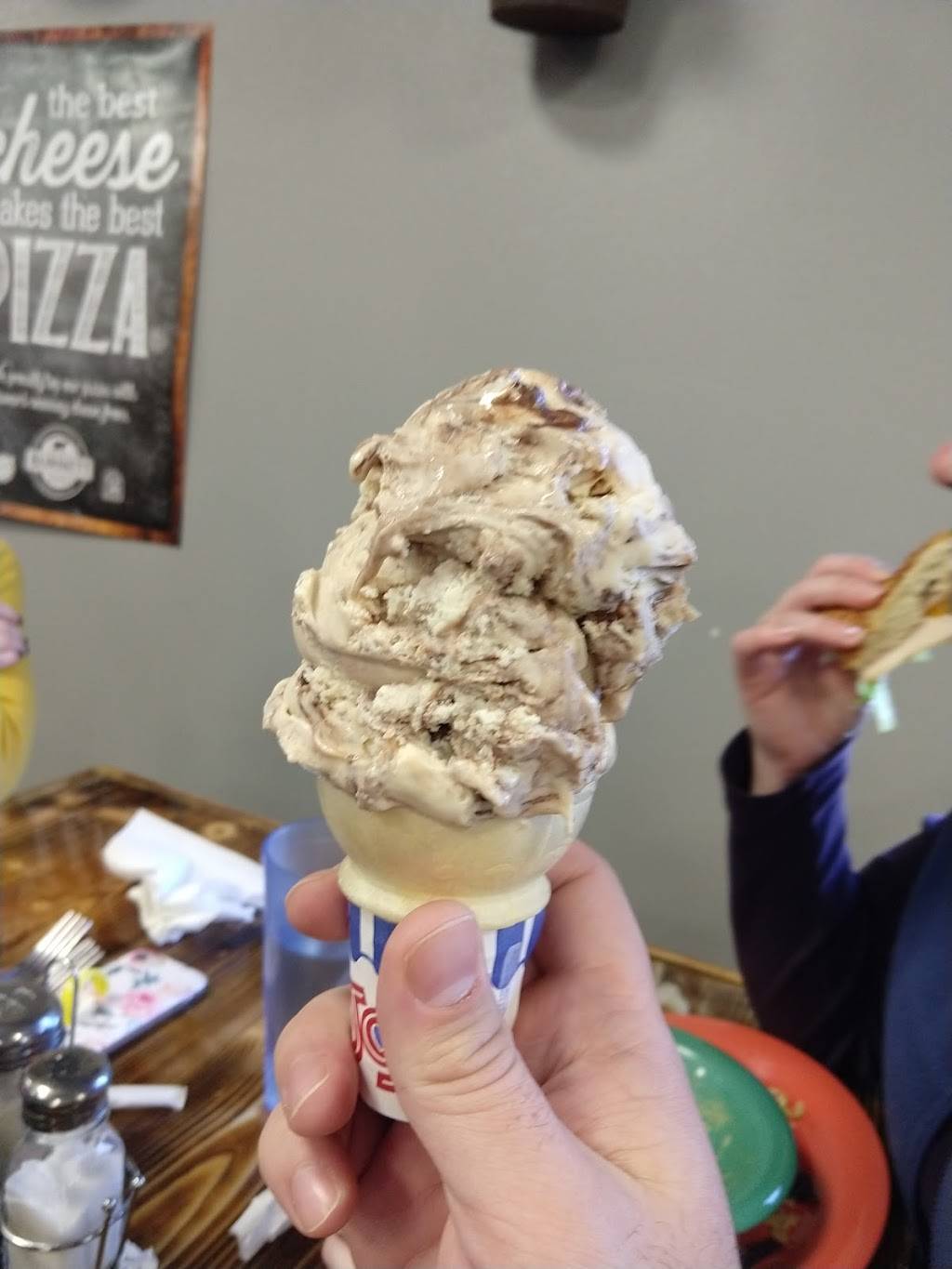 Jemmas Cafe | restaurant | 305 W Bridge St, Wausau, WI 54401, USA | 7152986155 OR +1 715-298-6155