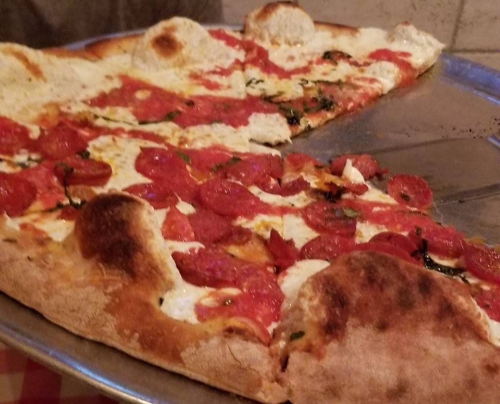 Brooklyns Coal-Burning Brick-Oven Pizzeria | restaurant | 15 Oak St, Ridgewood, NJ 07450, USA | 2014937600 OR +1 201-493-7600