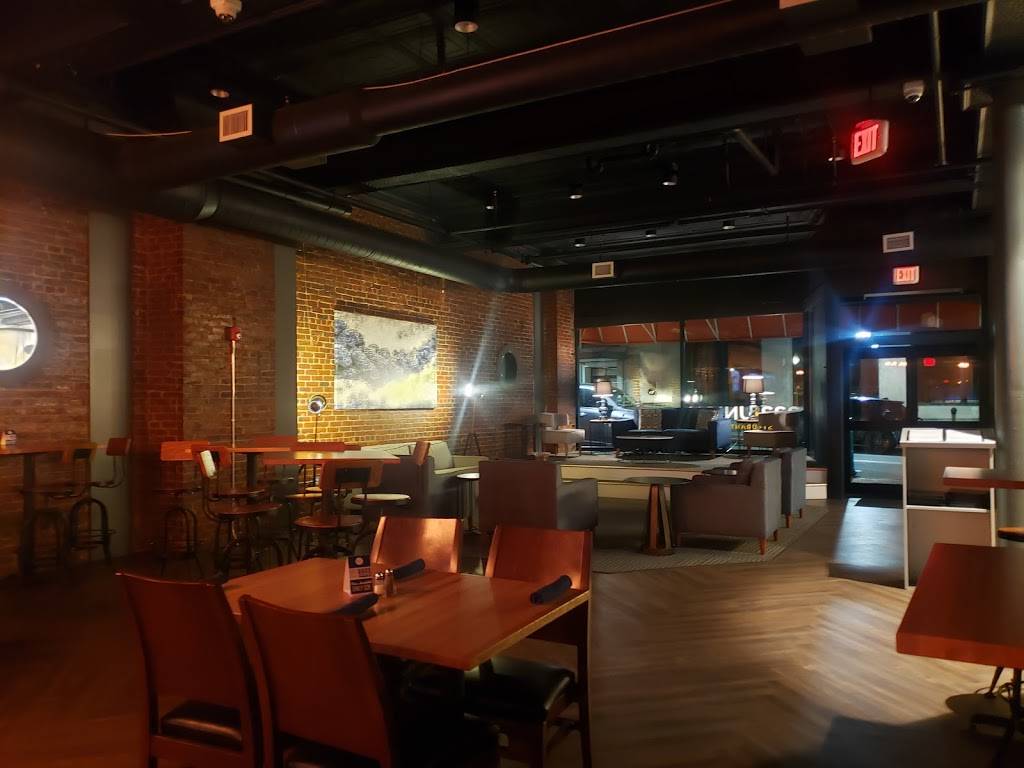 222 Union Restaurant and Bar | restaurant | 222 Union St, New Bedford, MA 02740, USA | 7747624406 OR +1 774-762-4406