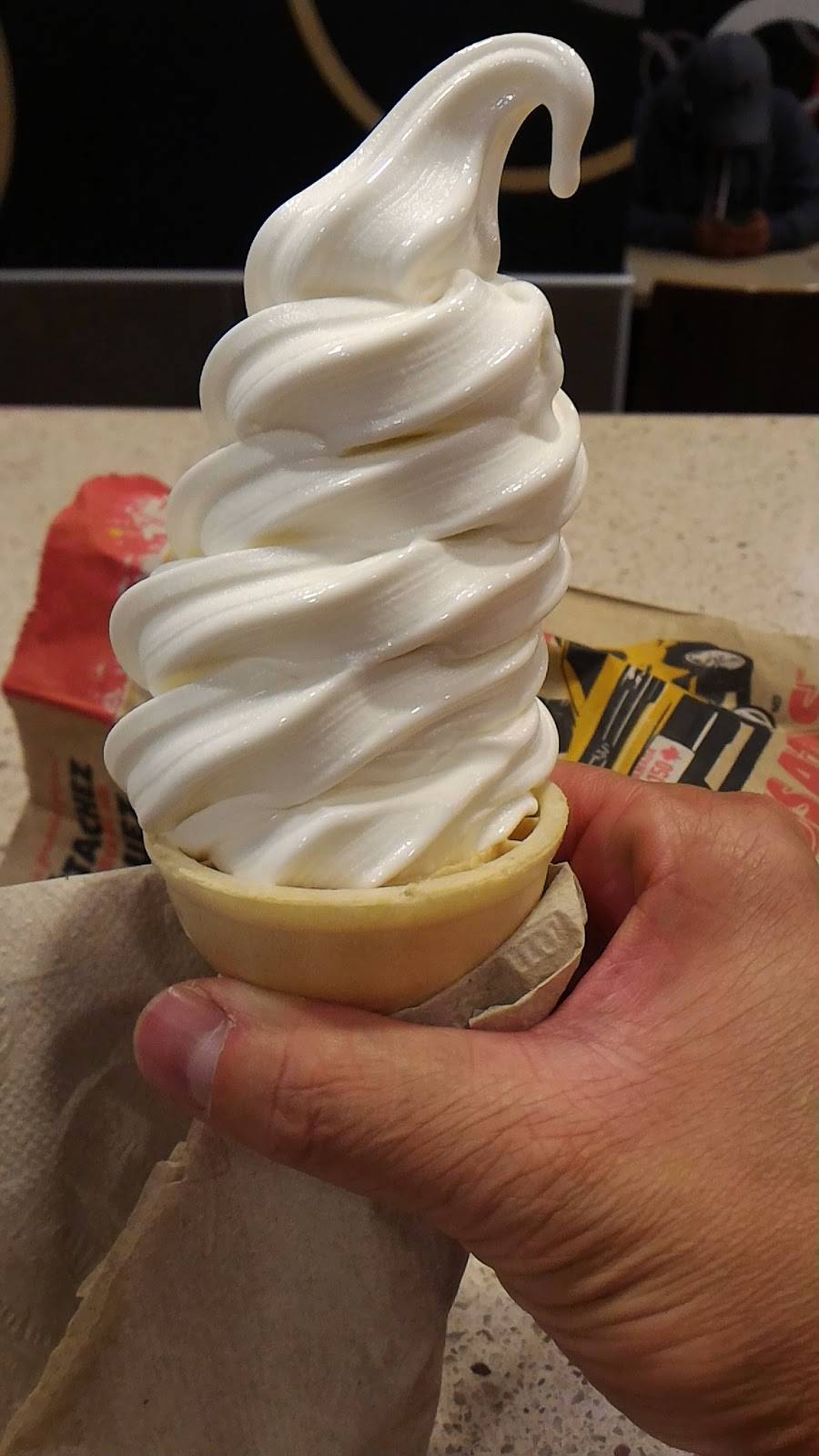 McDonalds | cafe | 195 N Queen St, Etobicoke, ON M9C 4Y1, Canada | 4166212952 OR +1 416-621-2952