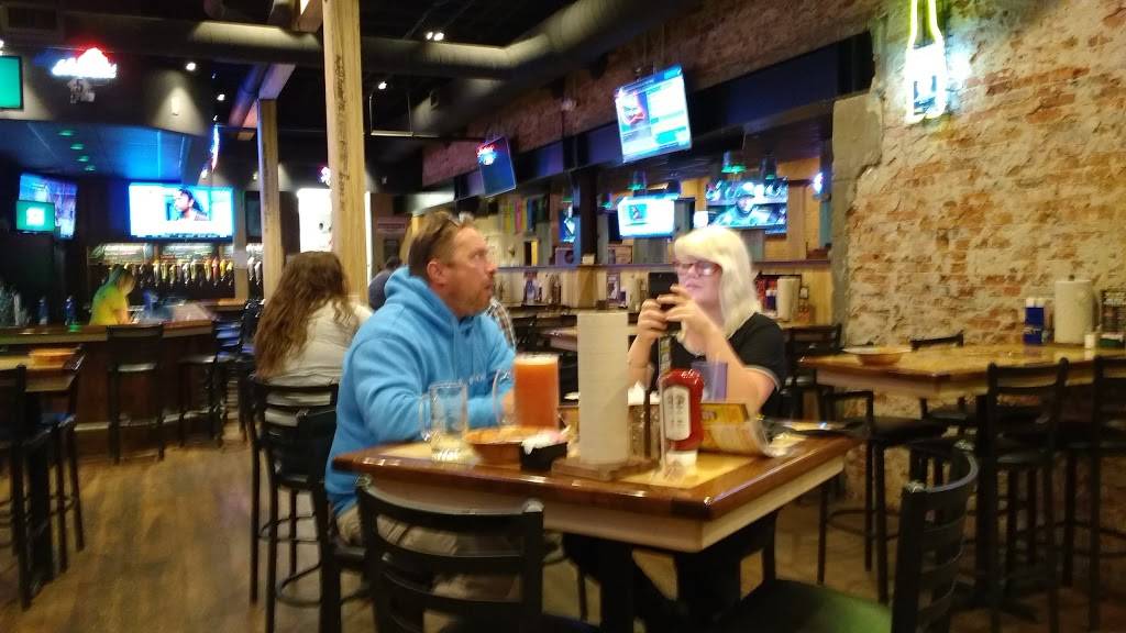 Wings Etc. | restaurant | 111 W Chicago Rd, Sturgis, MI 49091, USA | 2695037088 OR +1 269-503-7088