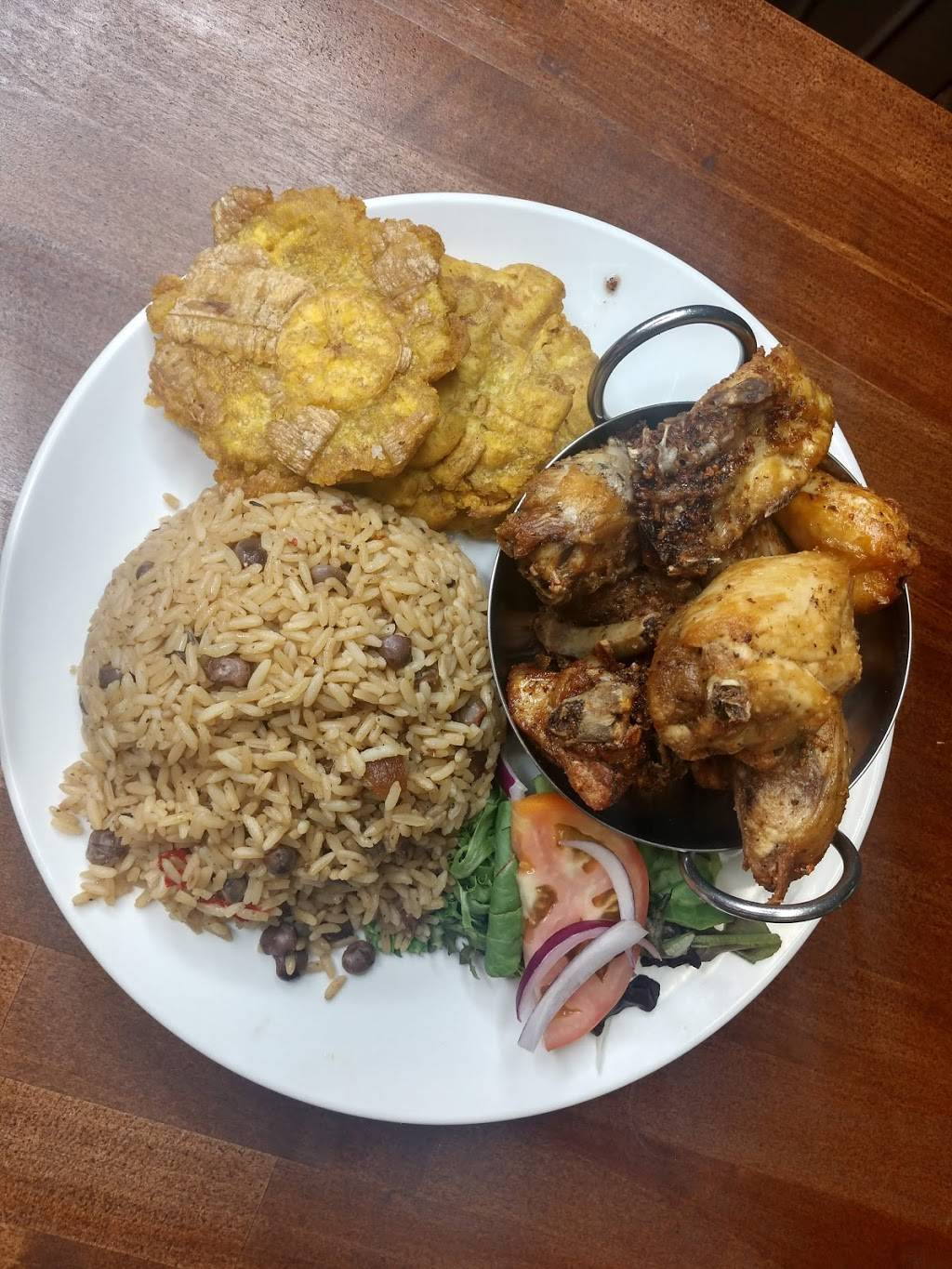Casa Borinquen West Palm Beach | restaurant | 3951 Haverhill Rd #128-129, West Palm Beach, FL 33417, USA | 5612233955 OR +1 561-223-3955