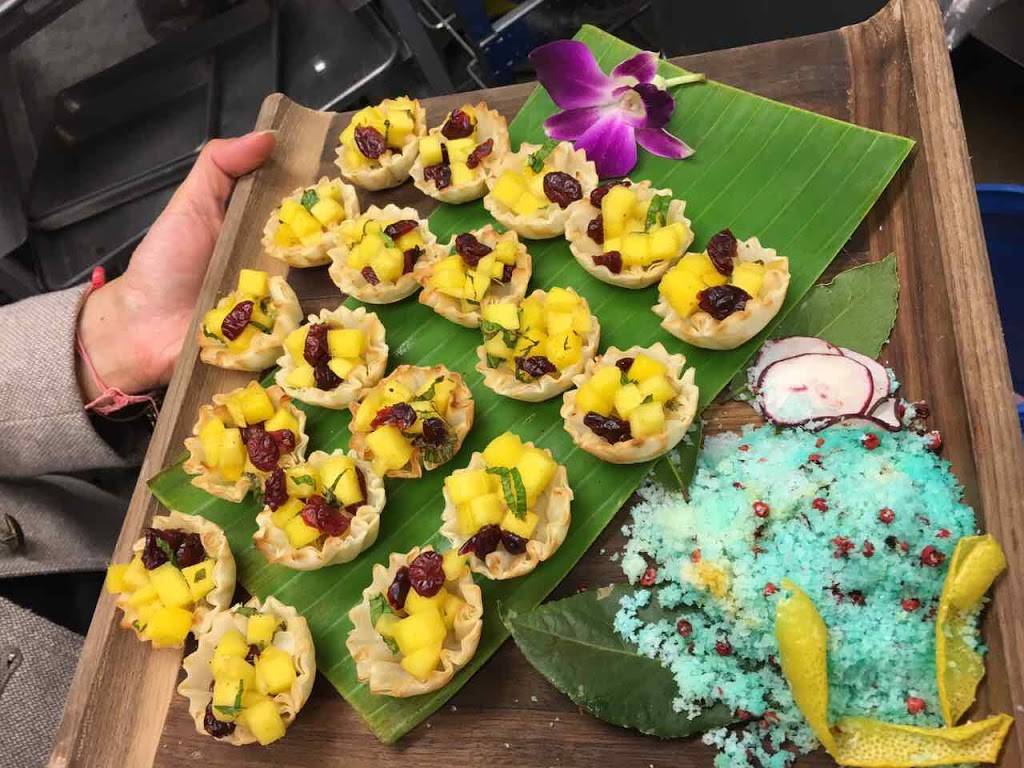 Gaylord Fine Indian Cuisine | meal delivery | 100 E Walton St, Chicago, IL 60611, USA | 3126641700 OR +1 312-664-1700