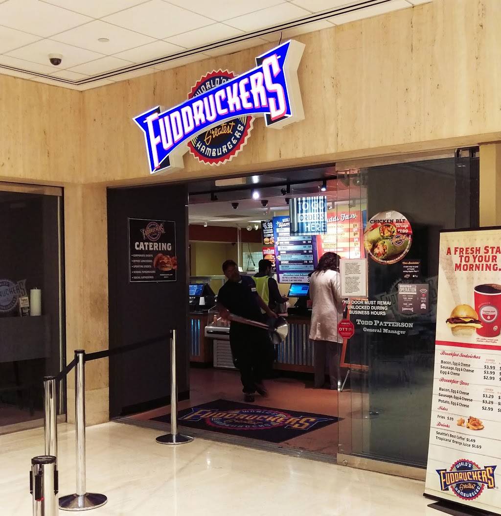 Fuddruckers | restaurant | 1100 Louisiana St a080, Houston, TX 77002, USA | 7135881769 OR +1 713-588-1769