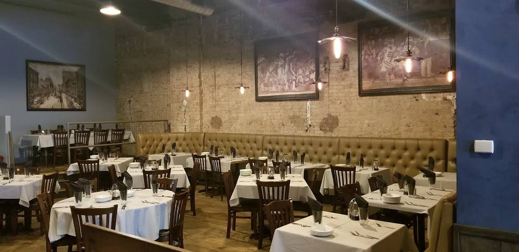 CharBlue | restaurant | McOuat Place, 14 E Washington St, Indianapolis, IN 46204, USA | 3179867883 OR +1 317-986-7883