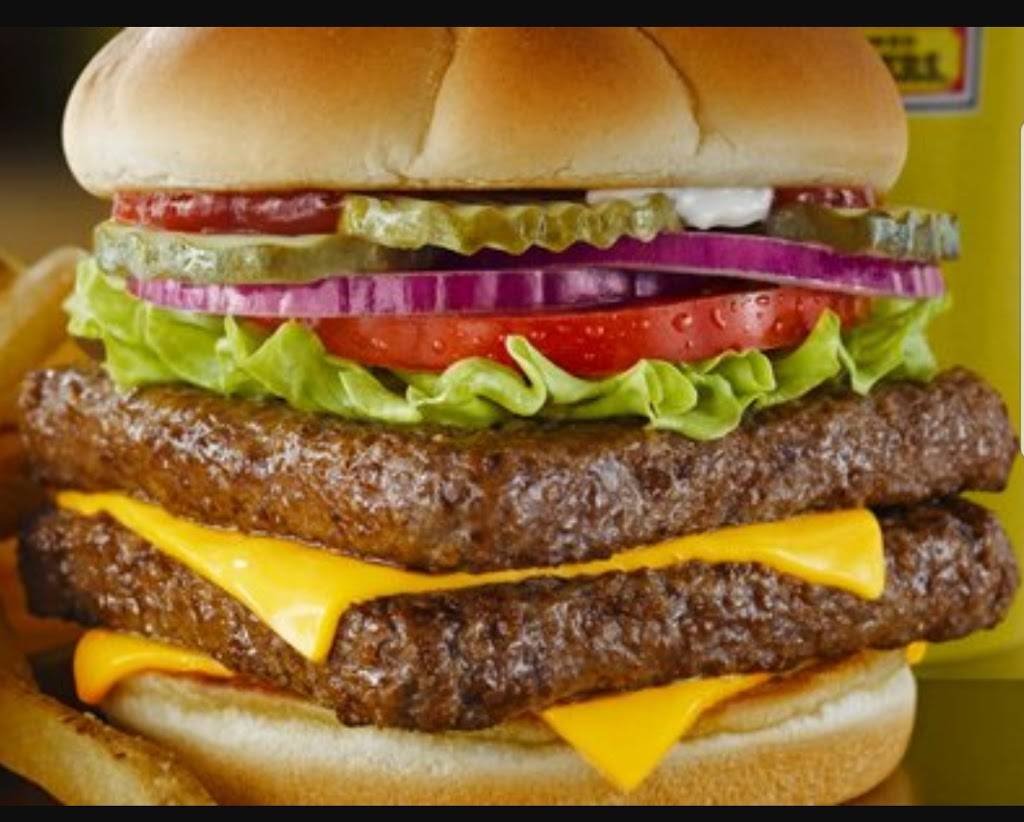 Wendys | restaurant | 7050 Jog Rd, Lake Worth, FL 33467, USA | 5616413337 OR +1 561-641-3337