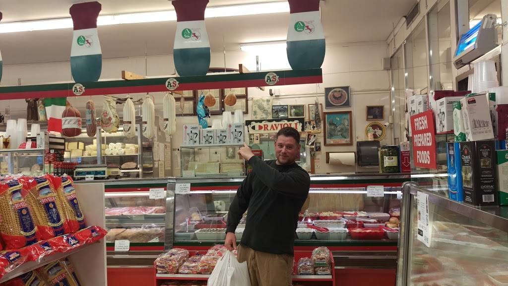 Saverios Authentic Pizza Napoletana | meal takeaway | 929 N Broadway, North Massapequa, NY 11758, USA | 5167990091 OR +1 516-799-0091