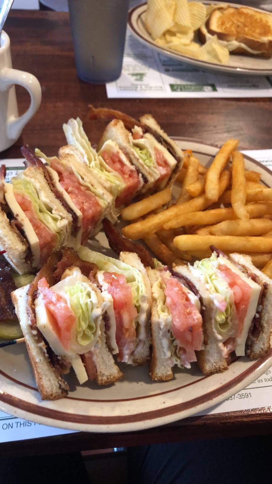 Circle E Diner | restaurant | 369 E Front St, Hancock, NY 13783, USA | 6076379905 OR +1 607-637-9905