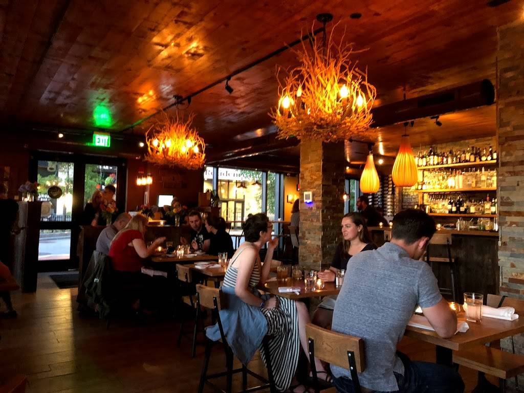 Green Elephant Vegetarian Bistro & Bar | restaurant | 35 Portwalk Pl, Portsmouth, NH 03801, USA | 6034278344 OR +1 603-427-8344