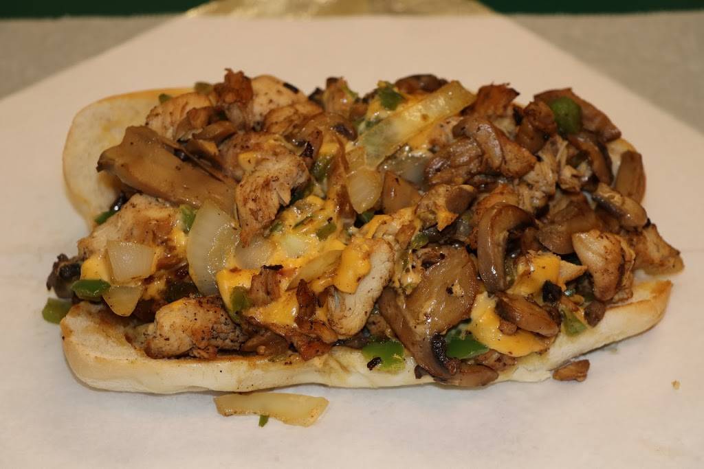 Captain Chicken | restaurant | 4561 Warner Rd, Cleveland, OH 44105, USA | 2169386543 OR +1 216-938-6543