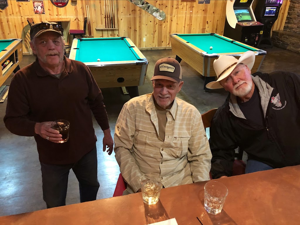 The Lodge Sports Bar & Grill | restaurant | 857 E White Mountain Blvd, Pinetop, AZ 85935, USA | 9283584602 OR +1 928-358-4602