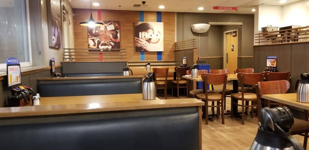 IHOP | bakery | 1491 N Dysart Rd, Avondale, AZ 85323, USA | 6239251260 OR +1 623-925-1260