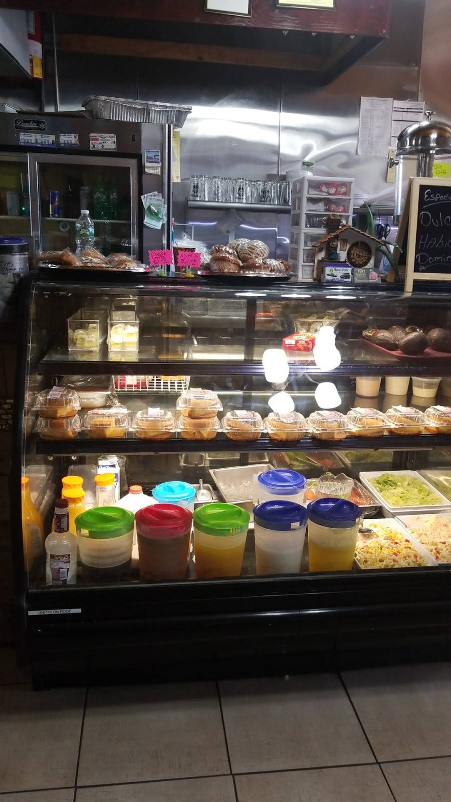 El Monumento Restaurant Bar & Lounge | restaurant | 1185 Broadway, Brooklyn, NY 11221, USA | 7184503370 OR +1 718-450-3370