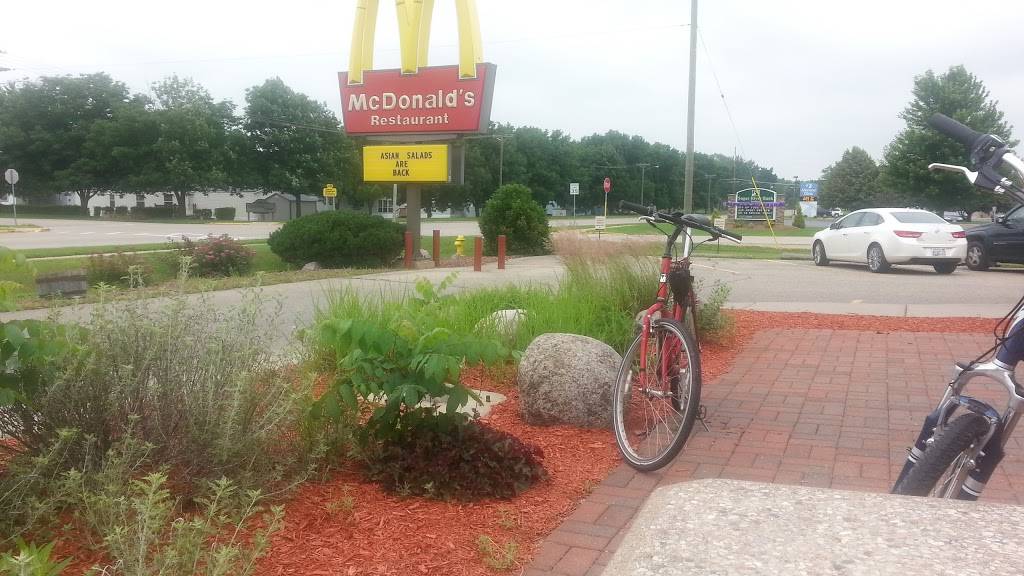 McDonalds | cafe | 2104 1st Center Ave, Brodhead, WI 53520, USA | 6088972462 OR +1 608-897-2462