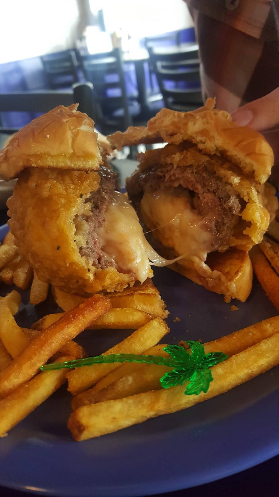 Castaways | restaurant | 1707 N 4th St, Chillicothe, IL 61523, USA | 3092743484 OR +1 309-274-3484