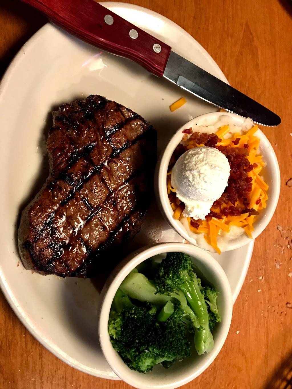 Texas Roadhouse | restaurant | 4310 Lakepointe Corporate Dr, Stow, OH 44224, USA | 3309209844 OR +1 330-920-9844