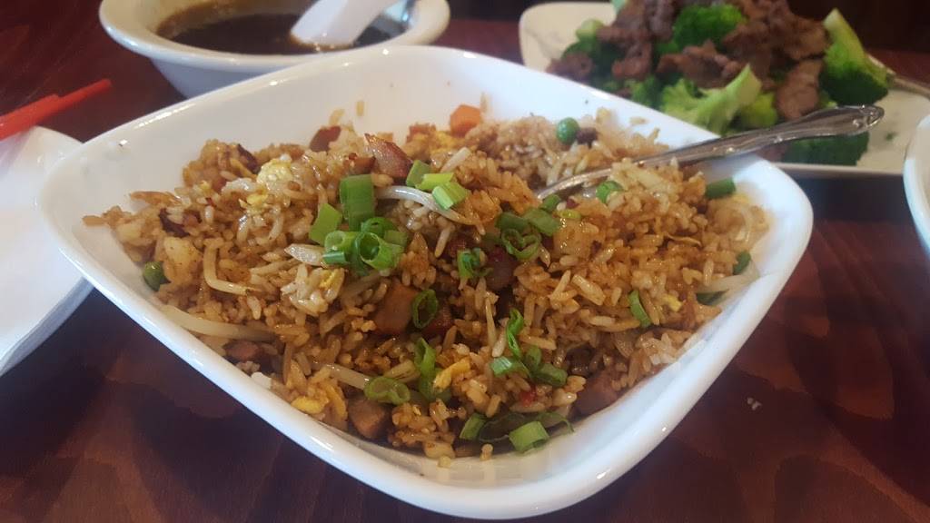 Lee How Fook | restaurant | 219 N 11th St, Philadelphia, PA 19107, USA | 2159257266 OR +1 215-925-7266