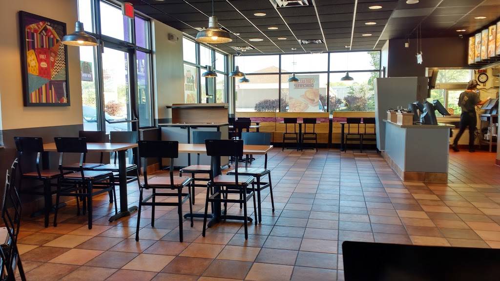 Taco Bell | restaurant | 5829 IN-43, West Lafayette, IN 47906, USA | 7655674900 OR +1 765-567-4900