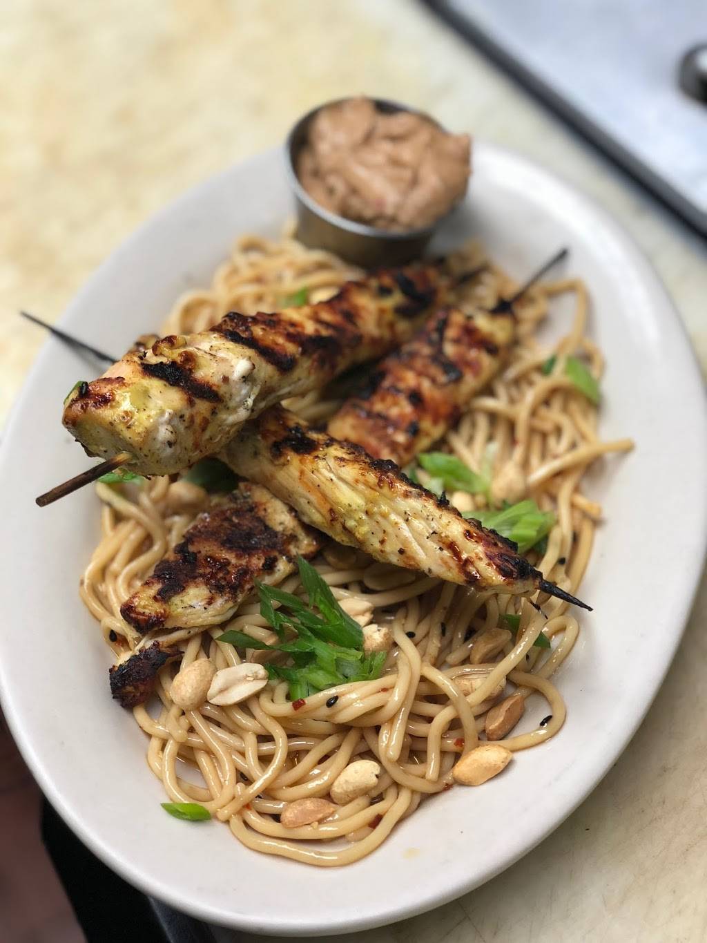 Eddies Roadhouse | restaurant | 18 Main St, Warwick, NY 10990, USA | 8459867623 OR +1 845-986-7623