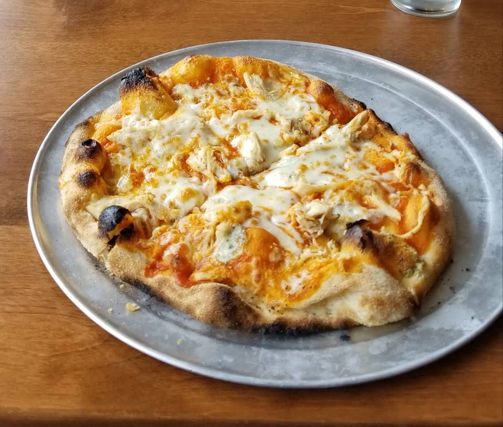 Toss & Fire Wood-Fired Pizza | meal takeaway | 315 N Main St, North Syracuse, NY 13212, USA | 3154589380 OR +1 315-458-9380