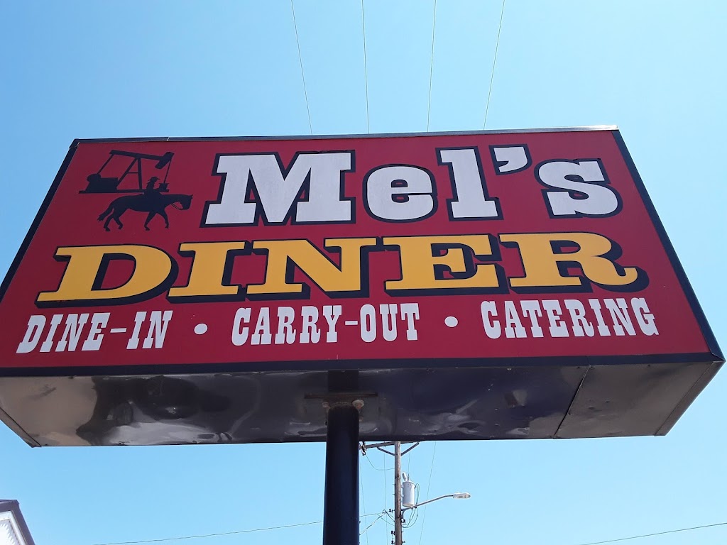 Mels Diner | restaurant | 704 W Oklahoma Ave, Wheeler, TX 79096, USA | 8068263756 OR +1 806-826-3756