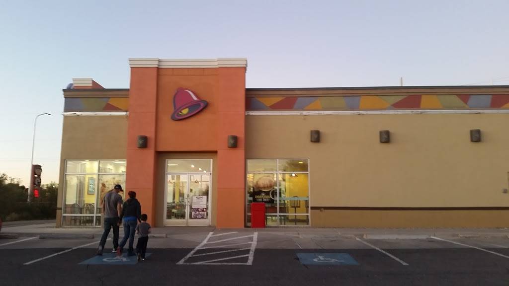 Taco Bell | meal takeaway | 48 I-25 Bypass, Belen, NM 87002, USA | 5058615322 OR +1 505-861-5322
