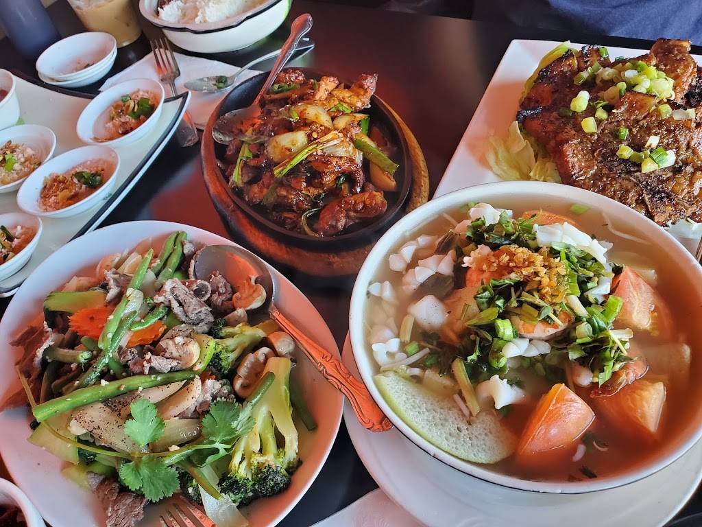 The Lemongrass | restaurant | 365 S Grady Way, Renton, WA 98057, USA | 4252282000 OR +1 425-228-2000