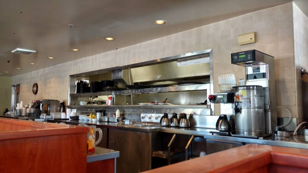 Dennys | restaurant | 1322 Howe Ave, Sacramento, CA 95825, USA | 9169246755 OR +1 916-924-6755