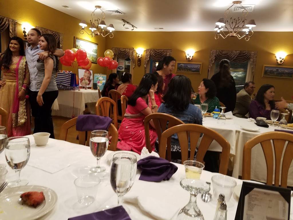 Curry Hut Indian and Nepalese Highwood (Go to curryhuttogo.com f | meal takeaway | 410 Sheridan Rd, Highwood, IL 60040, USA | 8474322889 OR +1 847-432-2889