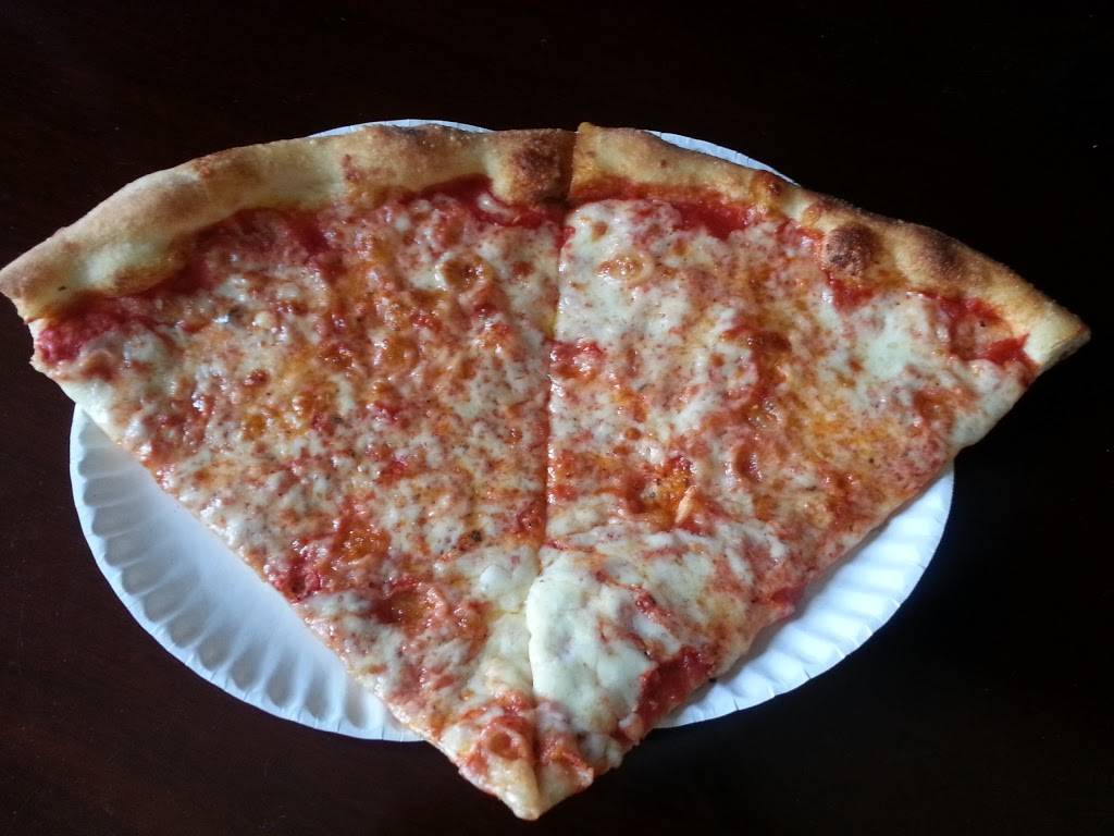 Dominicks Pizza | meal delivery | 4901 8th Ave, Brooklyn, NY 11220, USA | 7184381700 OR +1 718-438-1700