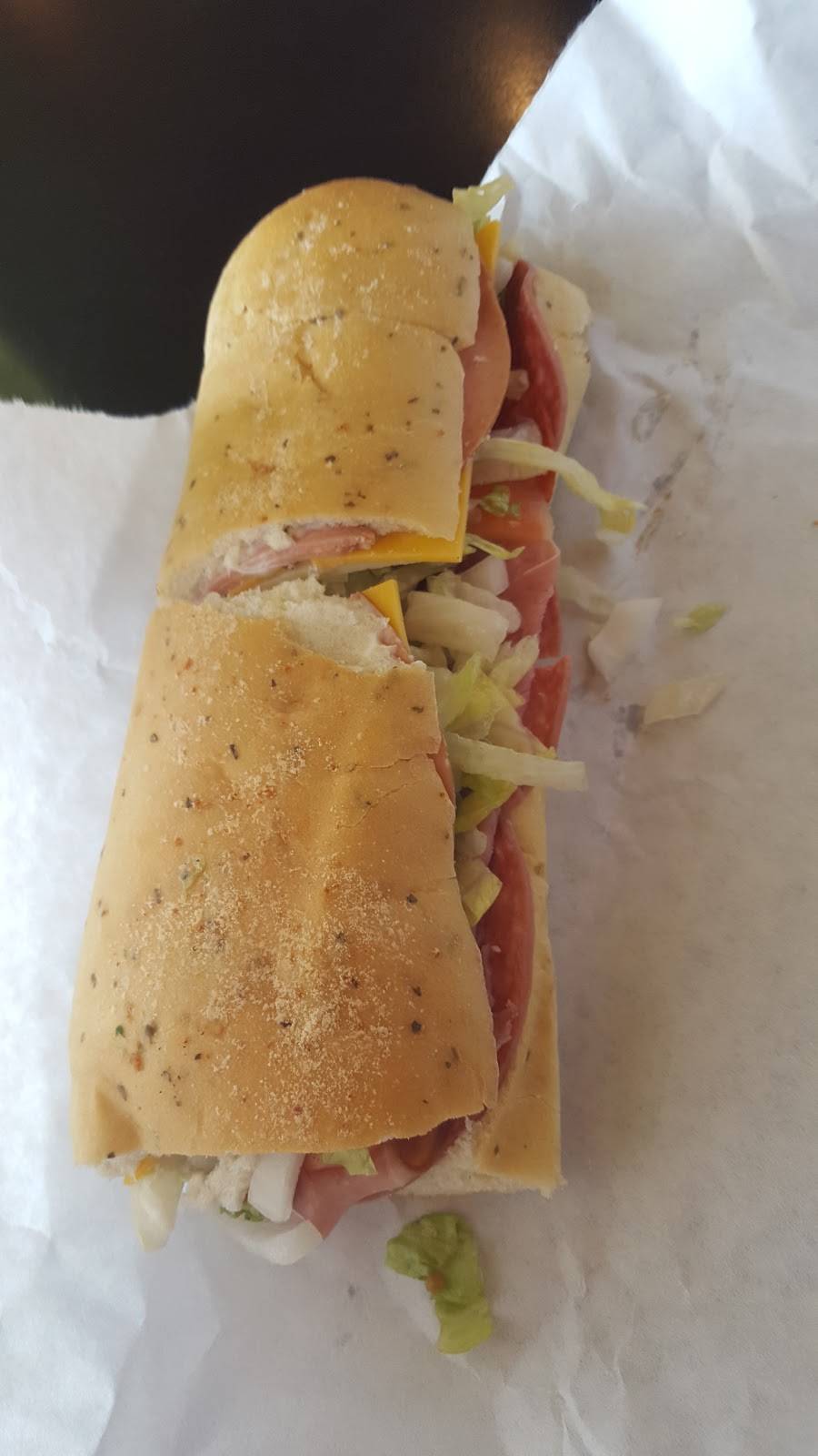 Fatzos Subs & Pizza | restaurant | 46 Green Bay Rd, Sturgeon Bay, WI 54235, USA | 9207436300 OR +1 920-743-6300