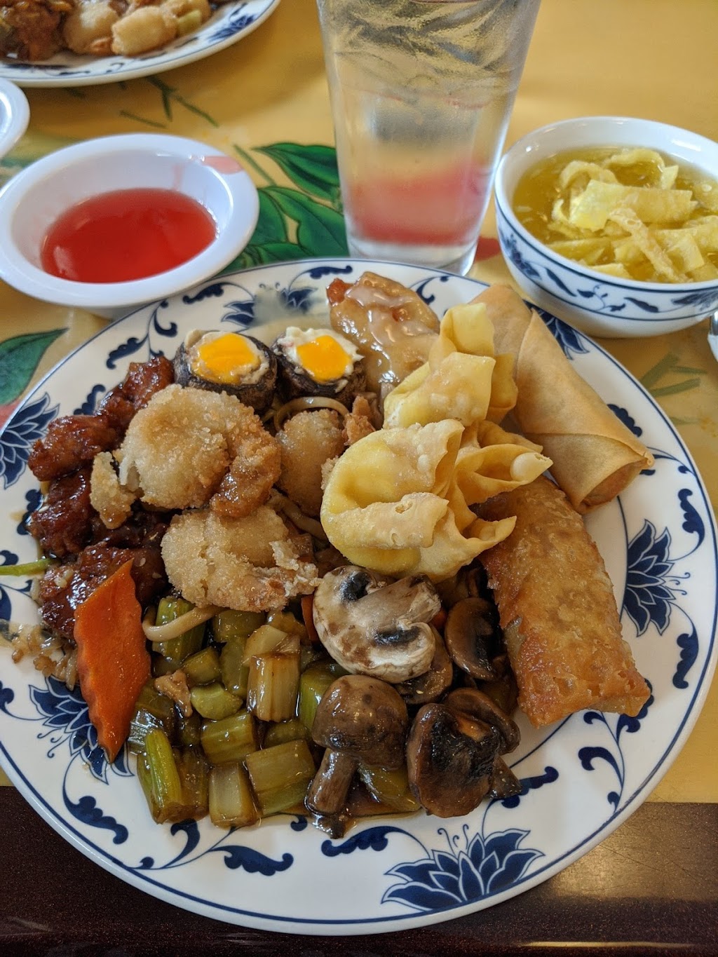 Royal Wok Chinese Restaurant | restaurant | 1318 S Chestnut St, North Platte, NE 69101, USA | 3085328145 OR +1 308-532-8145