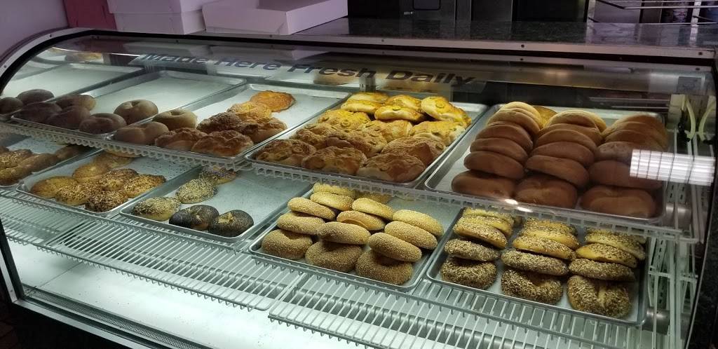 Spudnuts | bakery | 3629 State St, Santa Barbara, CA 93105, USA | 8055693719 OR +1 805-569-3719