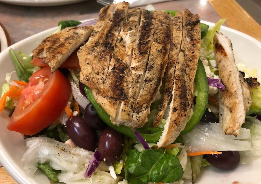 Toms Burgers 25 | restaurant | 695 W Palmdale Blvd, Palmdale, CA 93551, USA | 6619479777 OR +1 661-947-9777