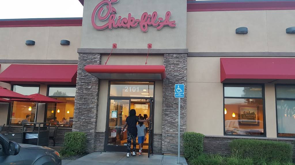 Chick-fil-A | restaurant | 2101 Alta Arden Expy, Sacramento, CA 95825, USA | 9169222814 OR +1 916-922-2814