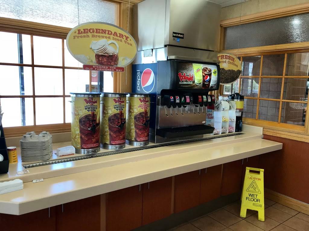 Bojangles Famous Chicken n Biscuits | restaurant | 5753 Northampton Blvd, Virginia Beach, VA 23455, USA | 7574603883 OR +1 757-460-3883