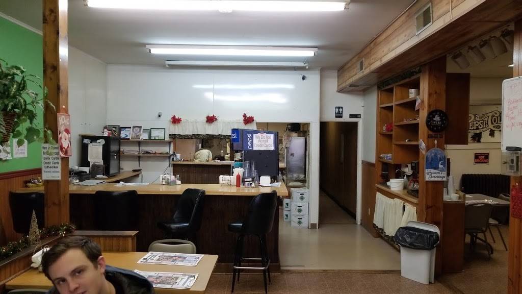 Esthers | restaurant | 966 Penna Ave, Tyrone, PA 16686, USA | 8146841663 OR +1 814-684-1663