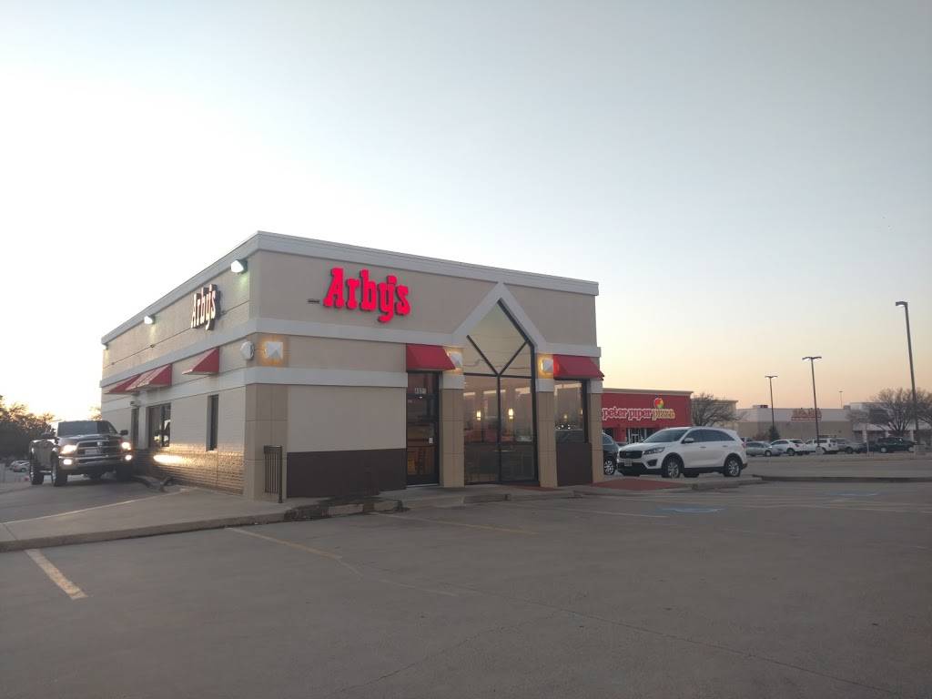 Arbys | restaurant | 4820 S Cooper St, Arlington, TX 76015, USA | 8174726395 OR +1 817-472-6395