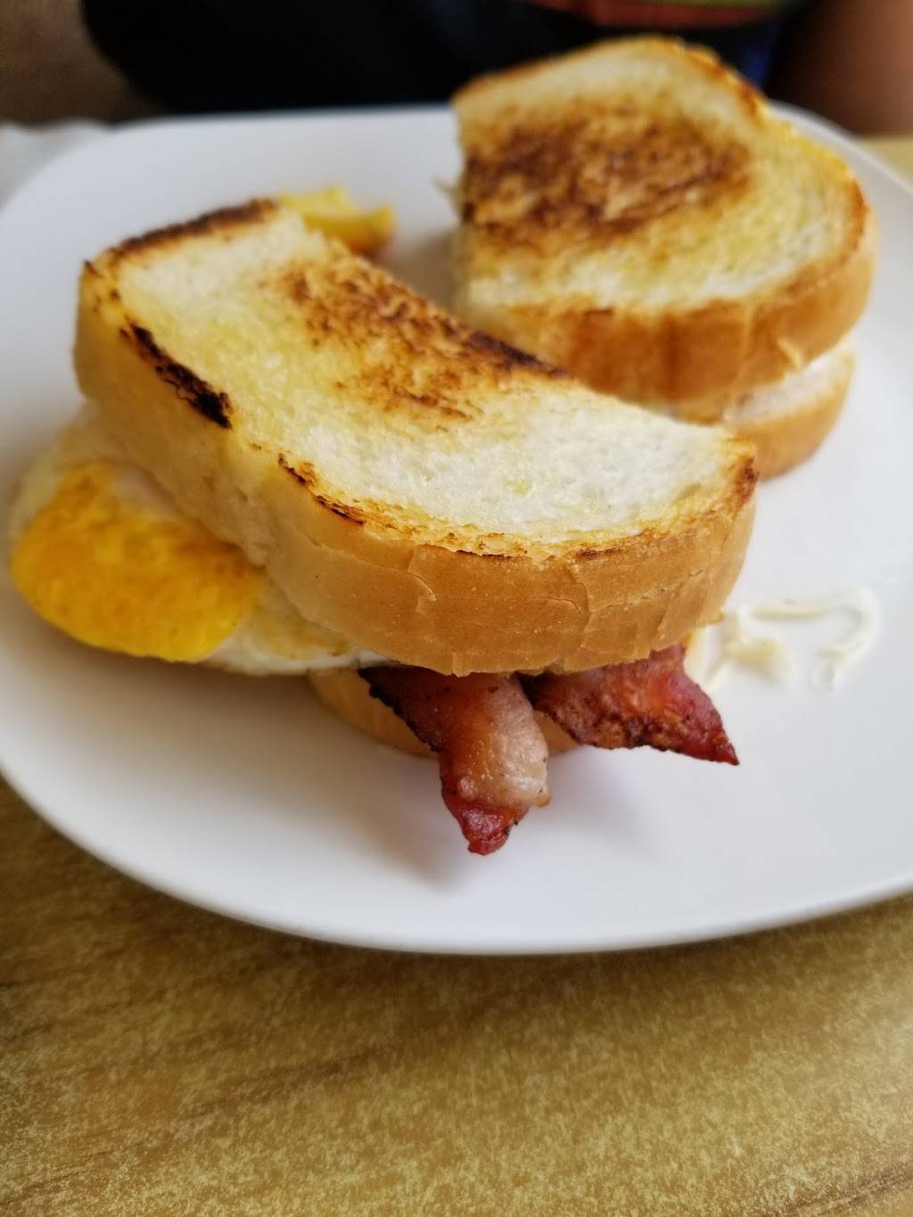 Cafe Laurel | cafe | 1433 Central Ave NW, Albuquerque, NM 87104, USA | 5052592331 OR +1 505-259-2331