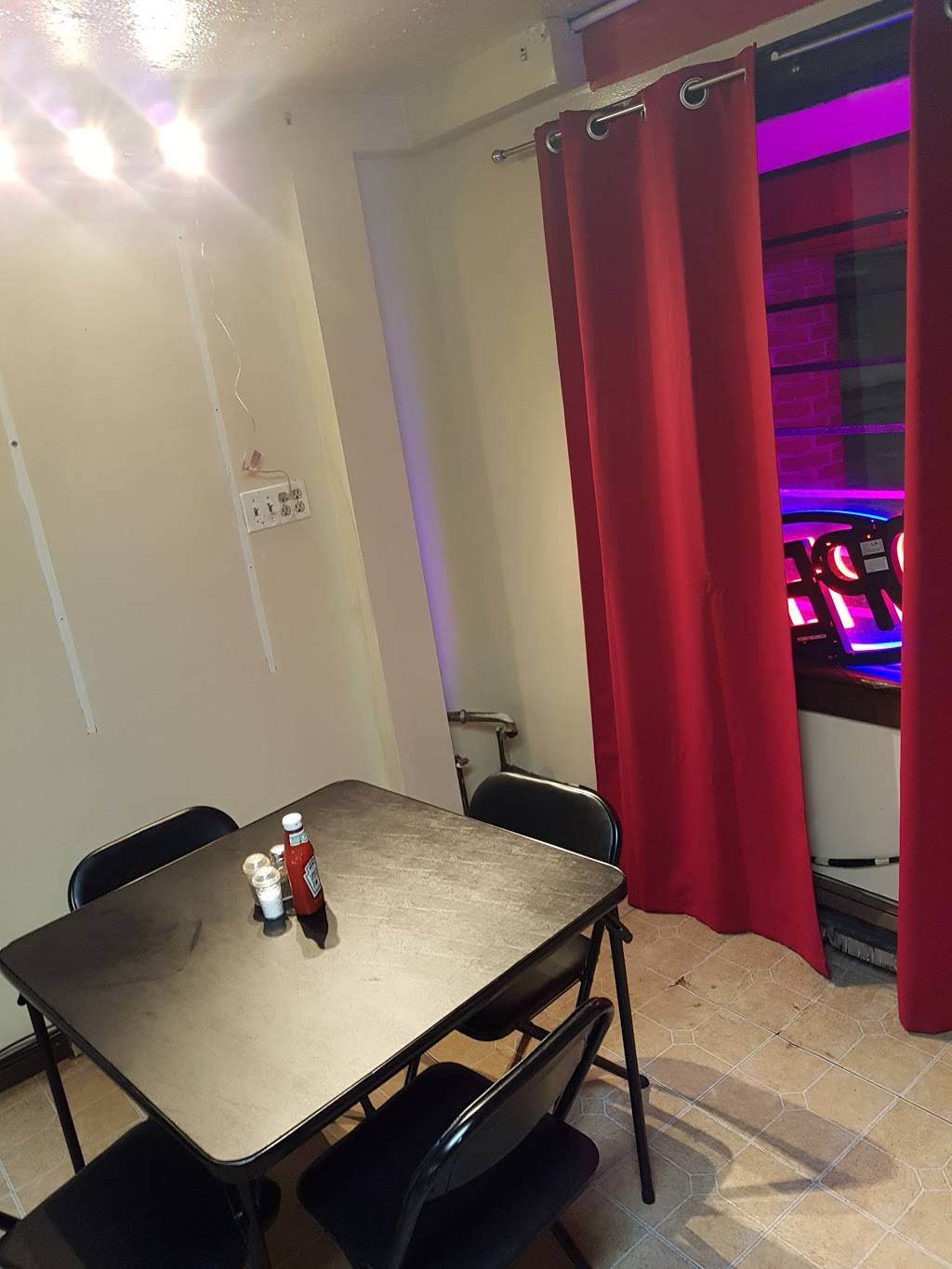 Island Hut | restaurant | 71 Cottage St, Poughkeepsie, NY 12601, USA | 8454858779 OR +1 845-485-8779