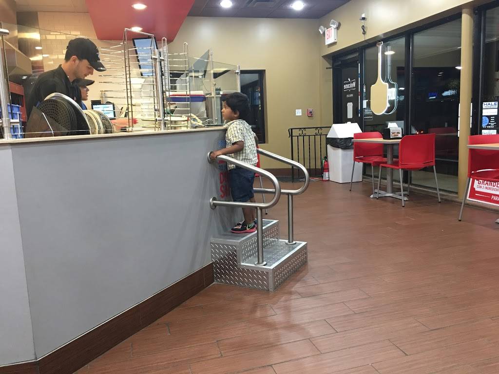 Dominos Pizza | meal delivery | 1401 Park Ave, Cranston, RI 02920, USA | 4019463300 OR +1 401-946-3300