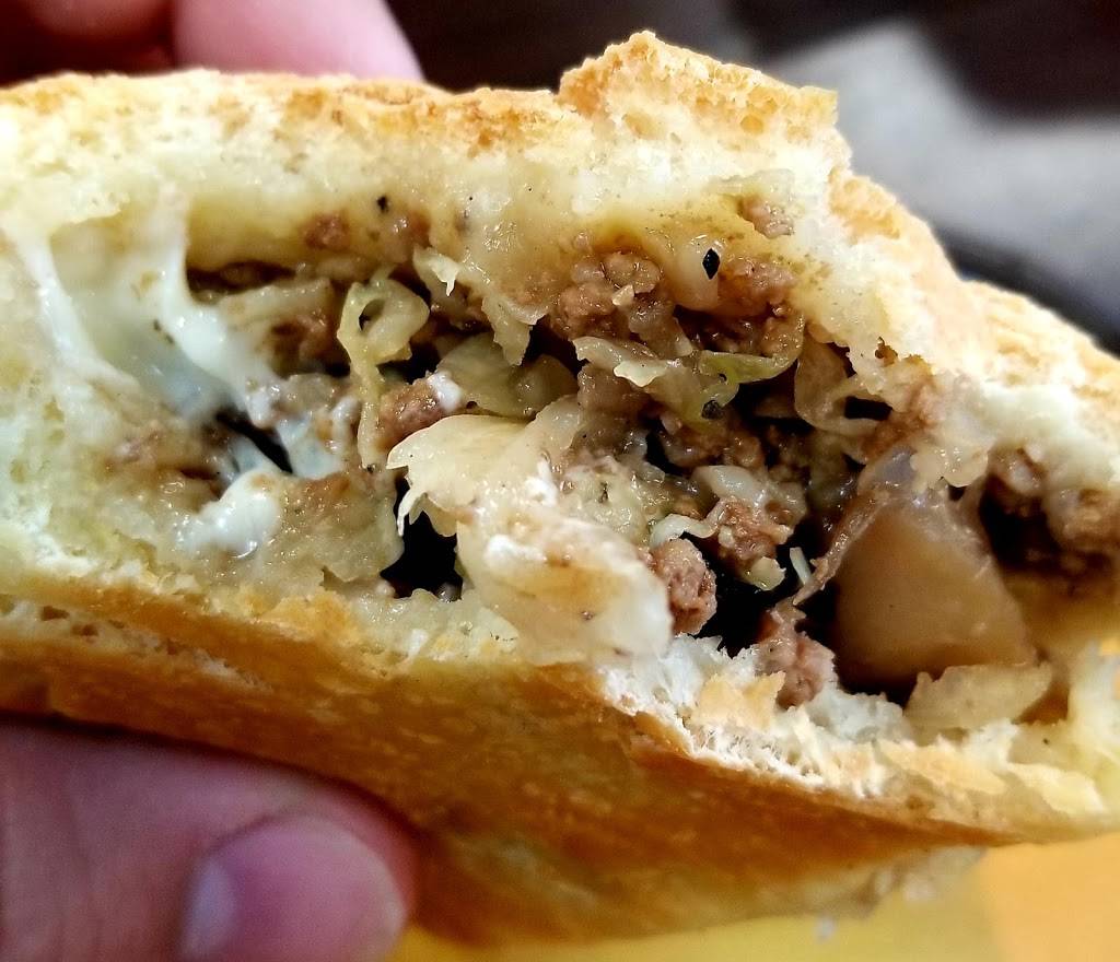 Runza Restaurant | restaurant | 2204 N Lincoln Ave, Loveland, CO 80538, USA | 9706692131 OR +1 970-669-2131