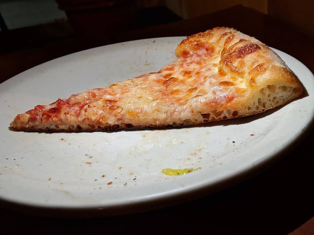 Lo Cocos Authentic Italian Pizzeria | restaurant | 631 Del Ganado Rd, San Rafael, CA 94903, USA | 4154723323 OR +1 415-472-3323