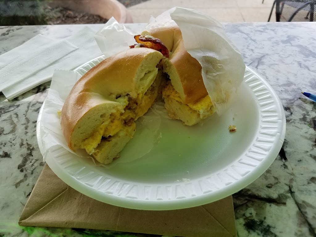 Beyond Bagels | cafe | 523 N Broadway, Jericho, NY 11753, USA | 5168224477 OR +1 516-822-4477