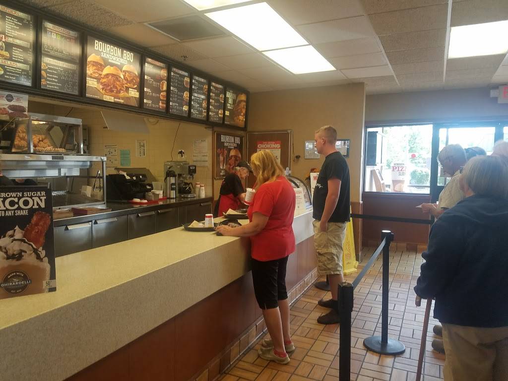 Subway | restaurant | 941 NY-17C, Owego, NY 13827, USA | 6076871711 OR +1 607-687-1711